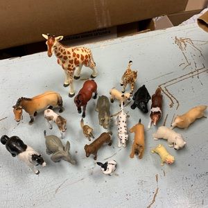 Funrise animals lot of 19
